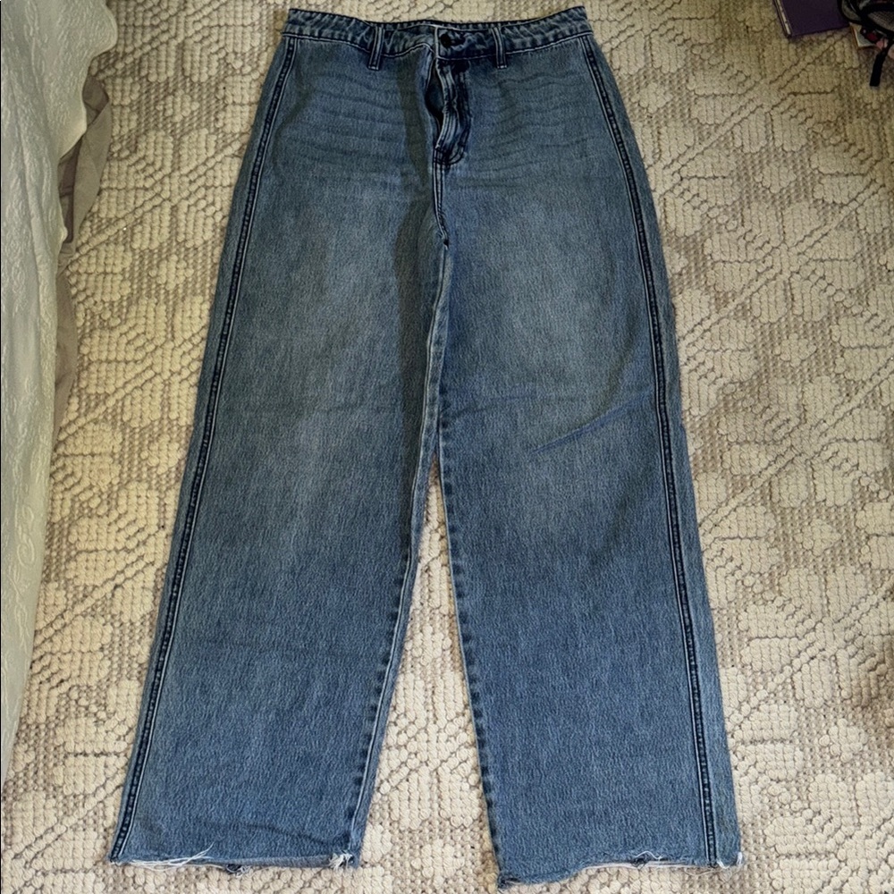 High-Rise Straight Leg Blue Jeans
